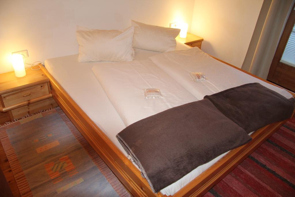 Apartmenthaus Innerkratzerhof Prägraten Extérieur photo